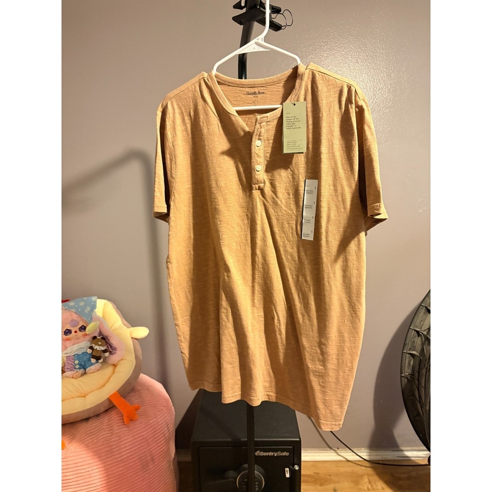 Goodfellow Tan Short Sleeve Button V Neck T Shirt Mens Sz L
